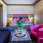 Hotel Wellness Strachan