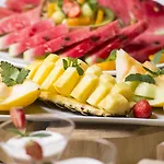 Отель Wellness Strachan Ждьяр