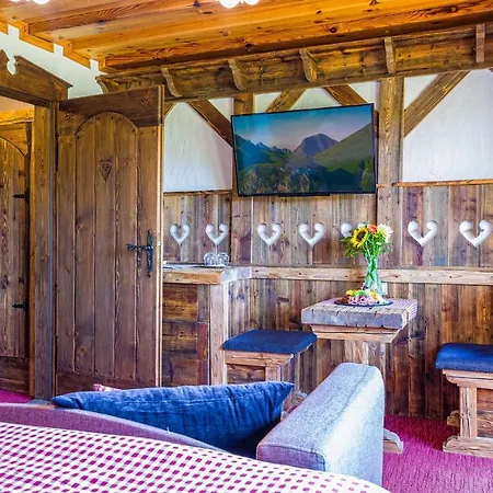 Hotel Wellness Strachan 3*