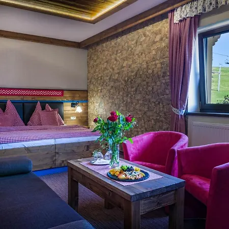 Hotel Wellness Strachan 3*