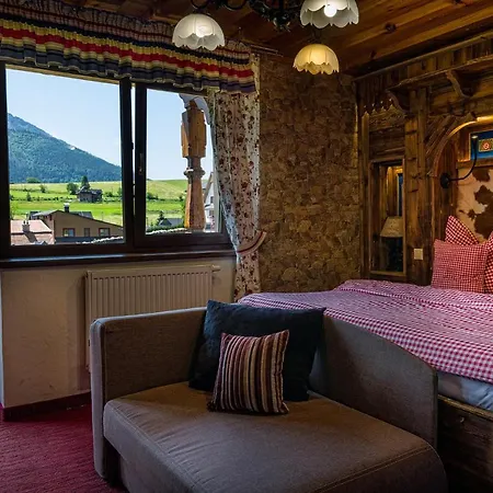 Wellness Strachan Hotell 3*