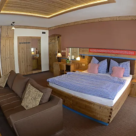 Wellness Strachan Hotel 3*