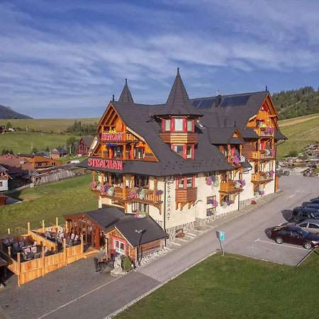 Hotel Wellness Strachan 3*