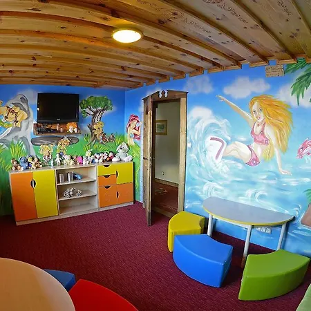 Hotel Wellness Strachan 3*